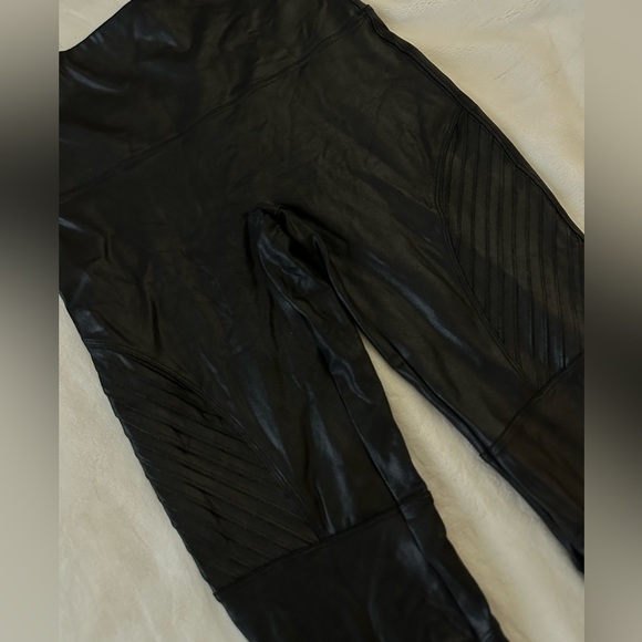 Spanx Faux Leather Moto Black Leggings NWOT - Picture 6 of 6